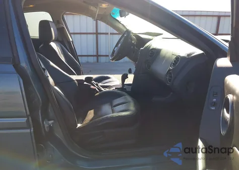 2006 Pontiac Grand Prix Gt from USA, damaged, VIN 2G2WR554X61273389